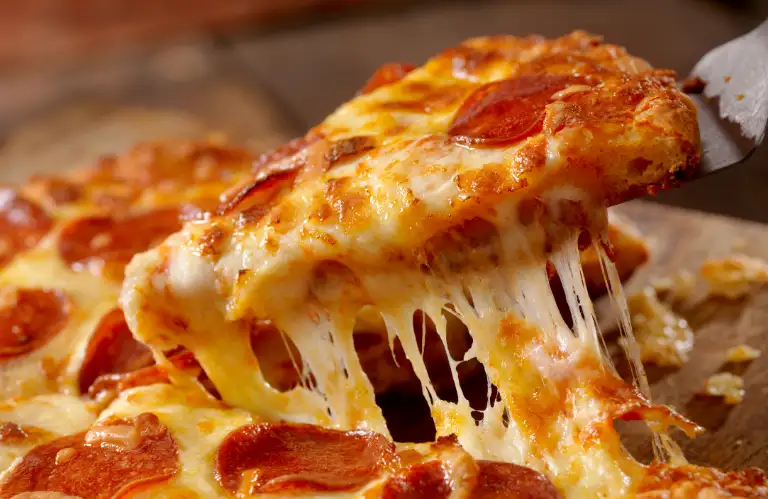 Tasty bite pizza & grill meal